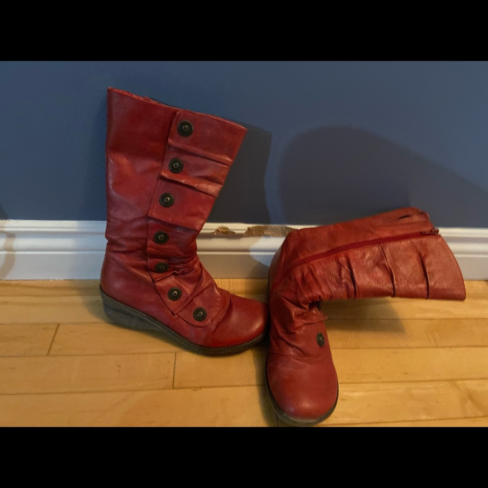 Size 9 shoe bundle!! Take the lot :)